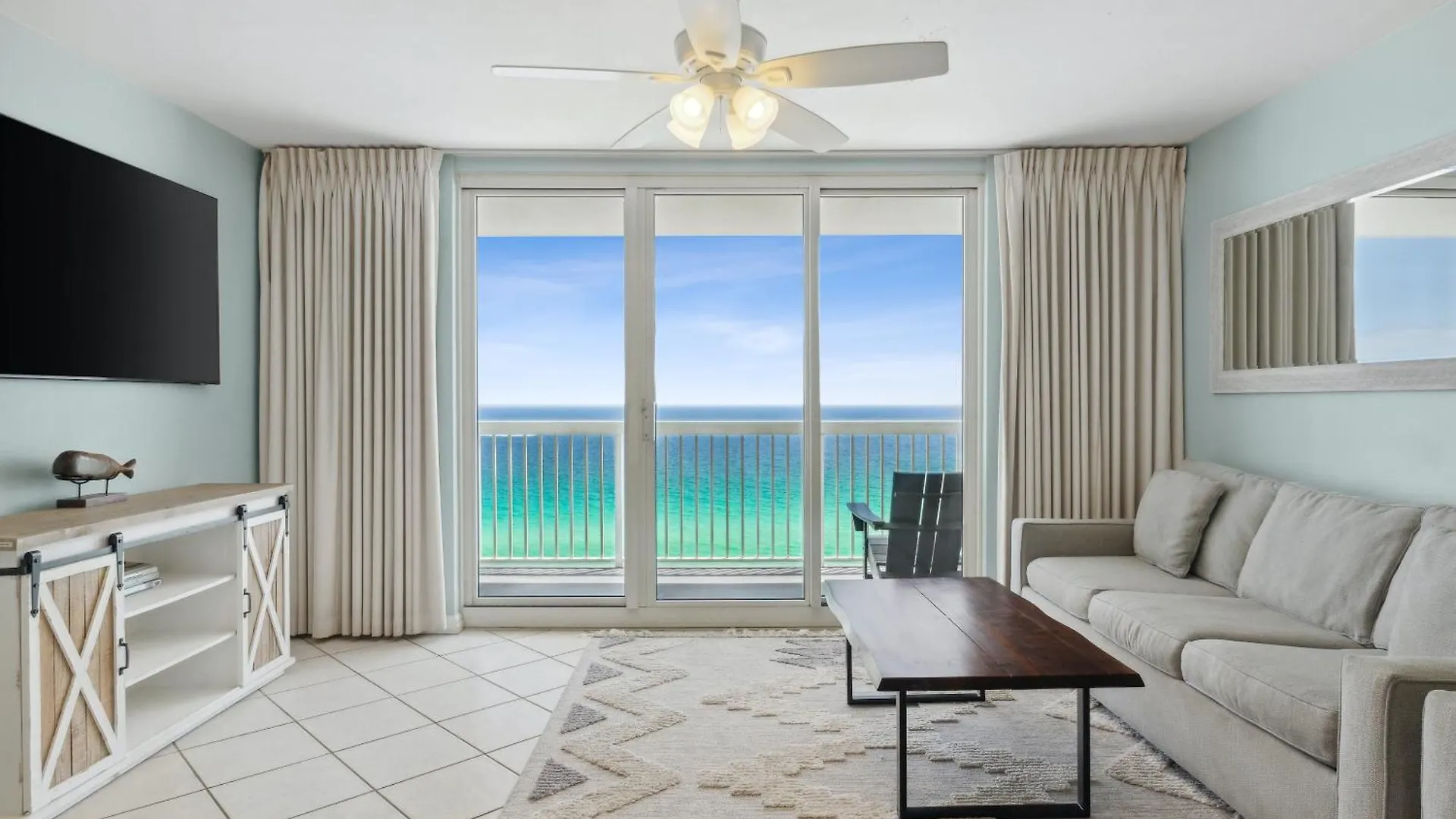 Pelican Beach Resort By Panhandle Getaways Destin Apartment