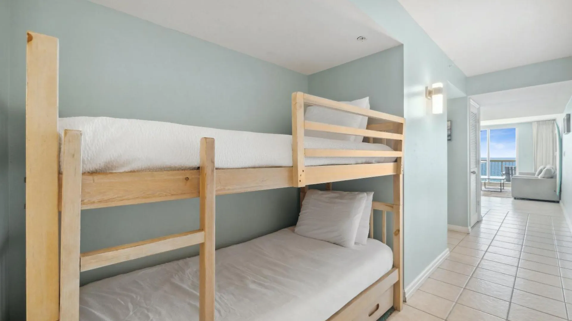 Pelican Beach Resort By Panhandle Getaways Destin